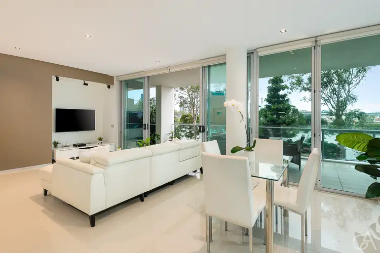Third view of Homely apartment listing, 4/205 Coronation Drive, Milton QLD 4064