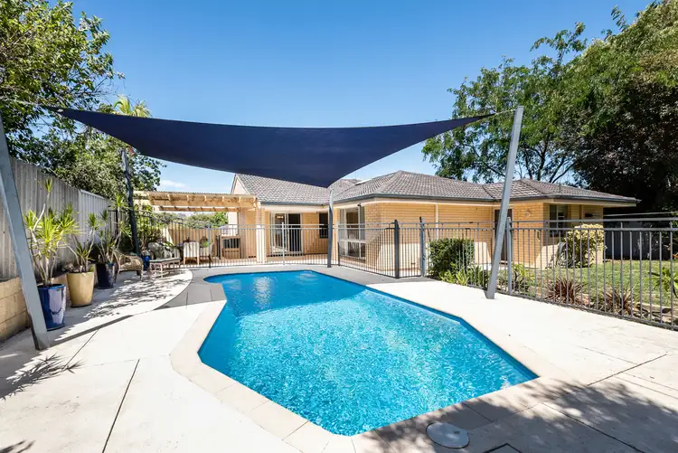 1B Adrian Street, Palmyra WA 6157