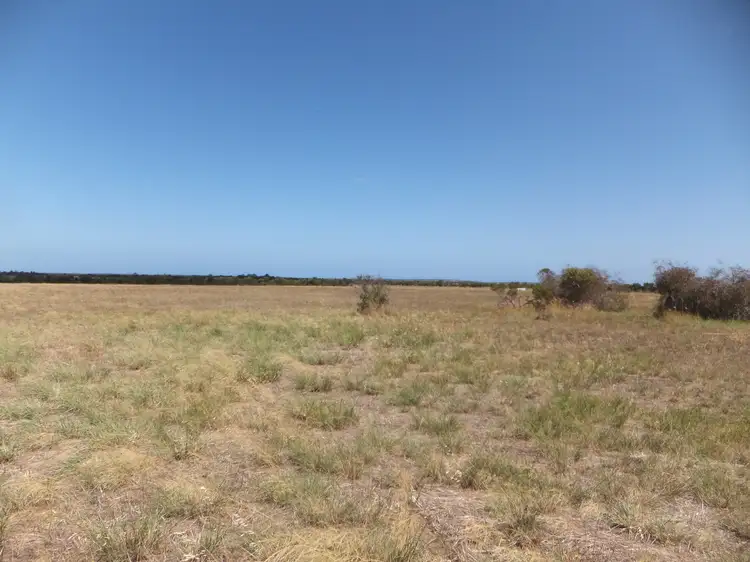 8 Verrucosa Parade, Hopetoun WA 6348