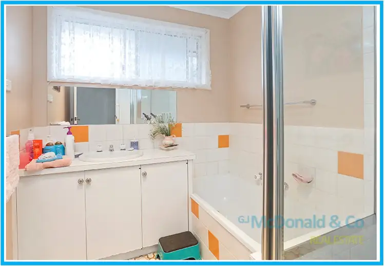Sixth view of Homely unit listing, 2E Elizabeth Street, St Albans Park VIC 3219