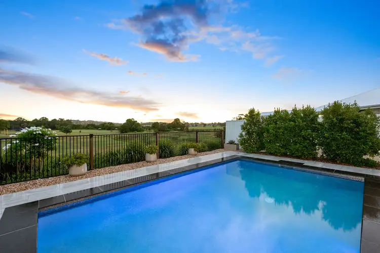 12 MURPHY DRIVE, Loganholme QLD 4129