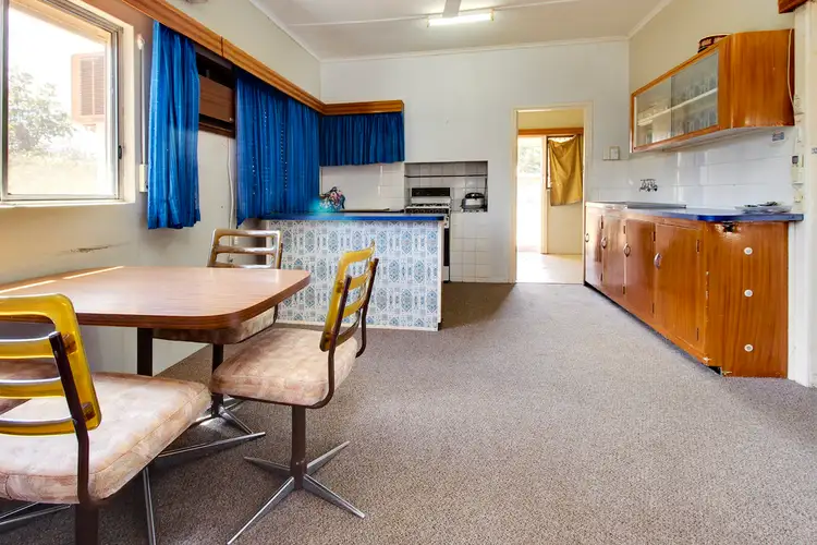 Fifth view of Homely house listing, 11-13 Eringa, Loxton SA 5333
