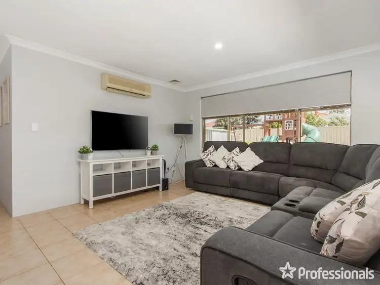 Seventh view of Homely house listing, 24 Limoges Elbow, Port Kennedy WA 6172