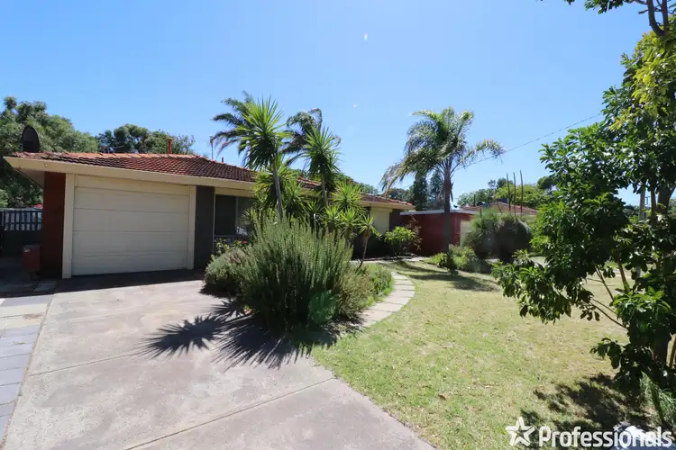 66 Lowanna Way, Armadale WA 6112