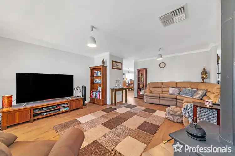 Fifth view of Homely house listing, 8 Laguardia Loop, Port Kennedy WA 6172