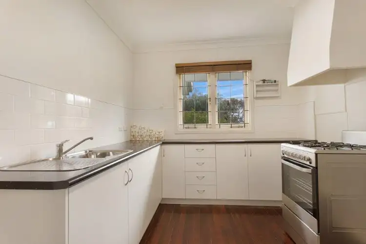 12 Grimrey Road, Lockridge WA 6054