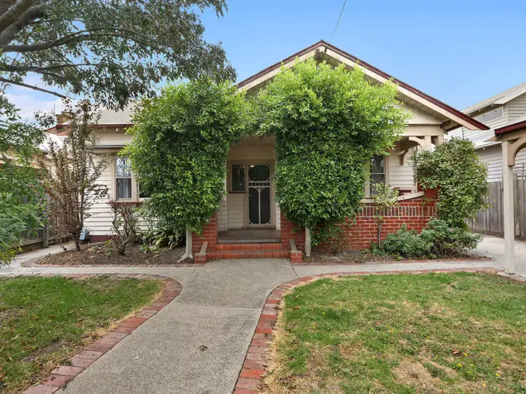 8 Lindon Street, East Geelong VIC 3219