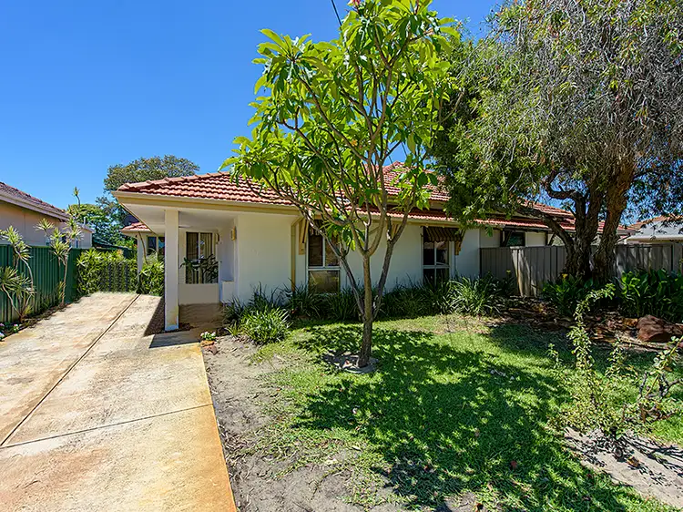 157 Knutsford Avenue, Rivervale WA 6103