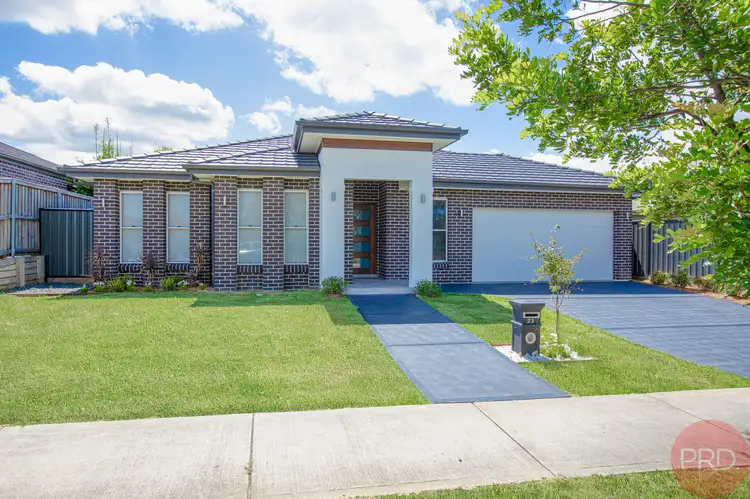 23 Grand Parade, Rutherford NSW 2320