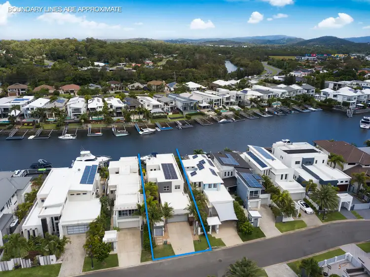 28 Quayside Drive, Helensvale QLD 4212