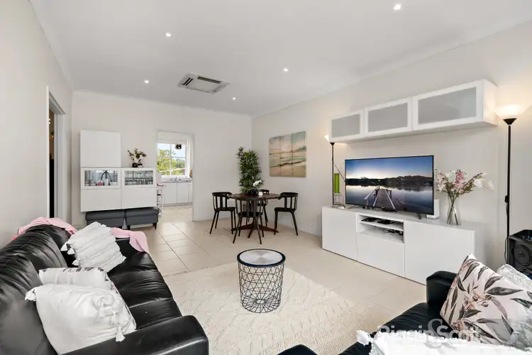 Second view of Homely apartment listing, 18/114 Riversdale Road, Hawthorn VIC 3122