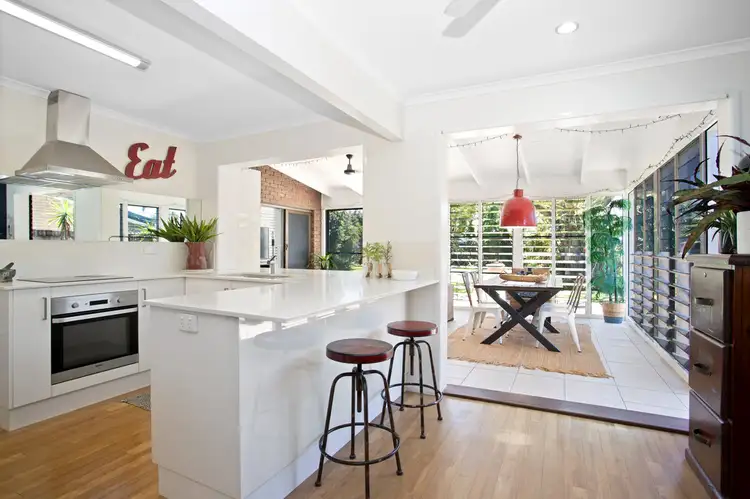 7 Saunders Street, Walkerston QLD 4751