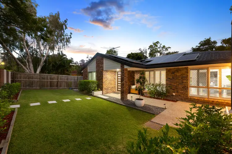 8 Baguette Street, Carina QLD 4152