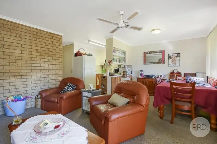 Third view of Homely house listing, 2/401 Griffith Road, Lavington NSW 2641