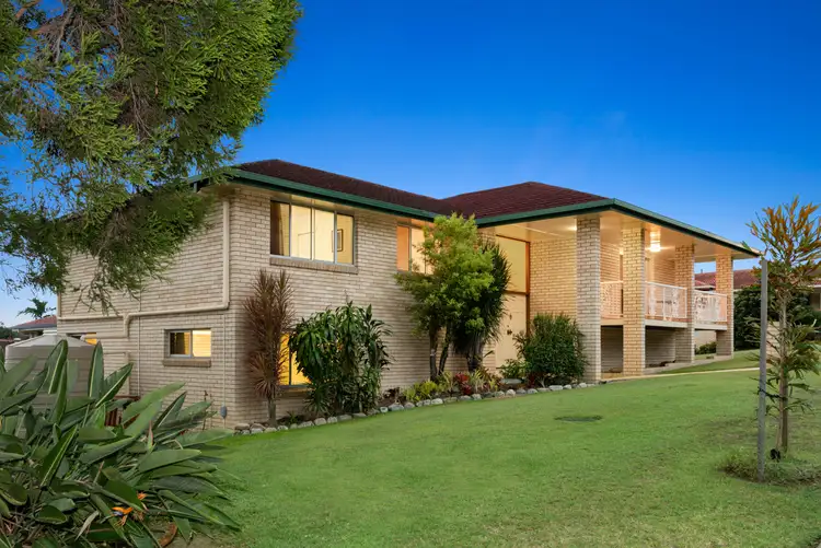 41 Streeton Parade, Everton Park QLD 4053