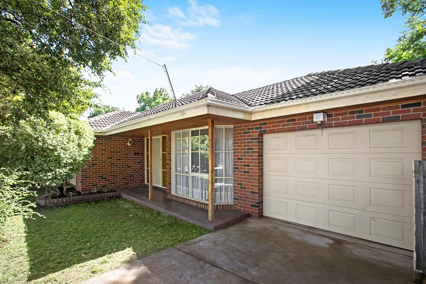 Main view of Homely unit listing, 2/11 Rossmith Avenue, Beaumaris VIC 3193