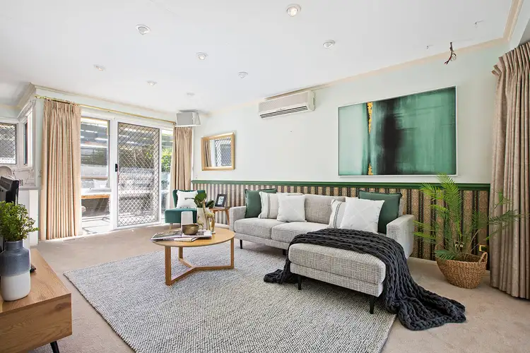 Second view of Homely unit listing, 2/11 Rossmith Avenue, Beaumaris VIC 3193