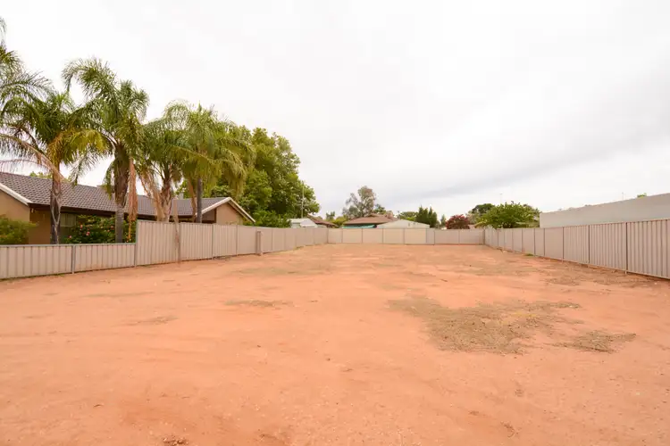 8 Oombah Street, Red Cliffs VIC 3496