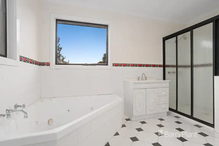 Sixth view of Homely house listing, 5 Watermoor Avenue, Kilsyth South VIC 3137