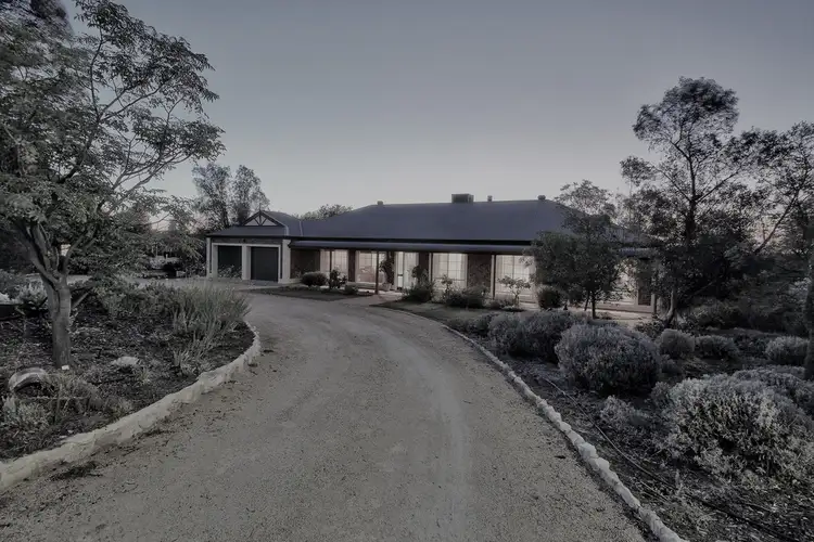 52 WHEATLEY ROAD, Loxton SA 5333