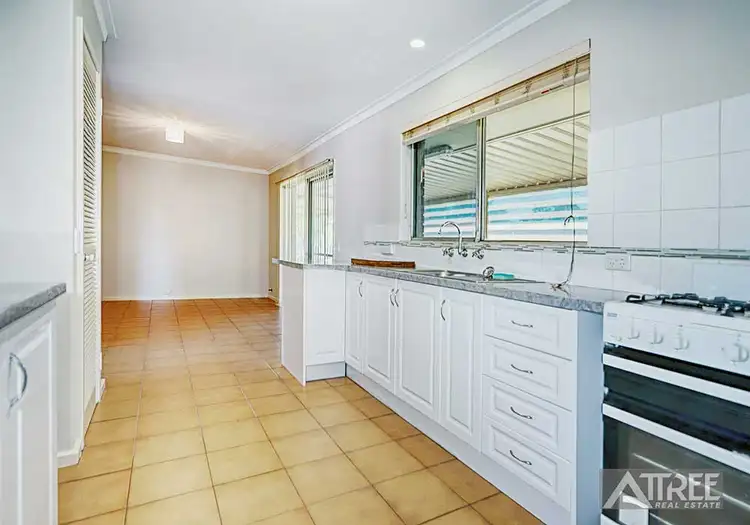 Fifth view of Homely house listing, 7 Bayham Place, Huntingdale WA 6110