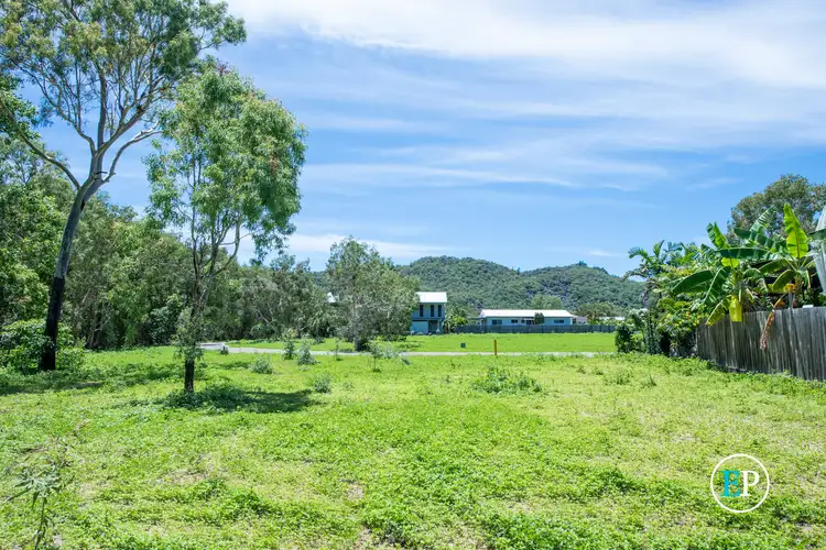 32 Pandanus Drive, Horseshoe Bay QLD 4819