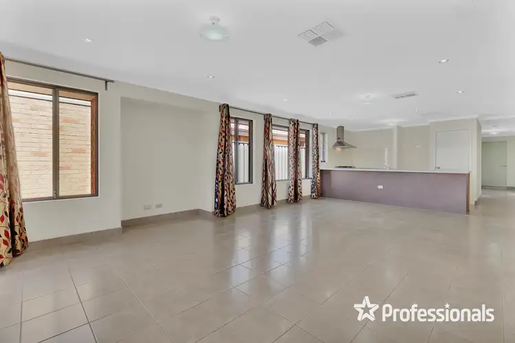 392 Warton Road, Southern River WA 6110