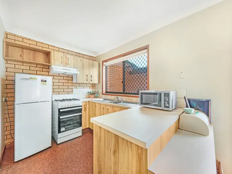 Second view of Homely unit listing, 2/15 Wilson Street, Wodonga VIC 3690