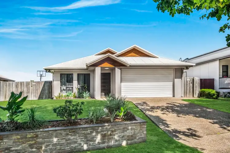 11 Sanctum Boulevard, Mount Low QLD 4818