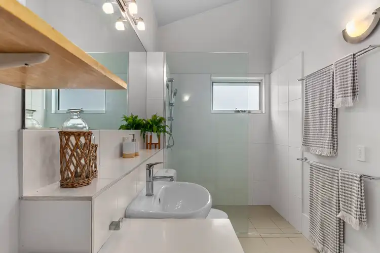 Fifth view of Homely villa listing, 1/603-615 Casuarina Way, Casuarina NSW 2487