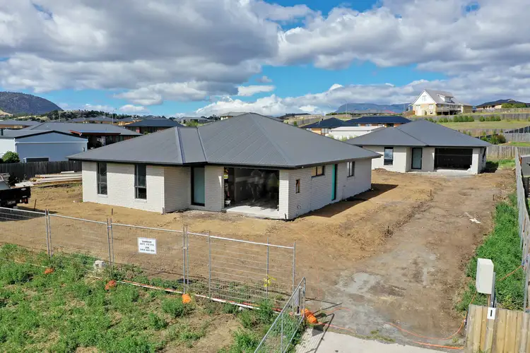 Unit 1/1 Amelia Court, Old Beach TAS 7017