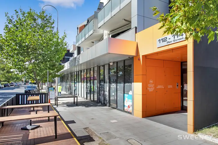 204 /112-114 Pier Street, Altona VIC 3018