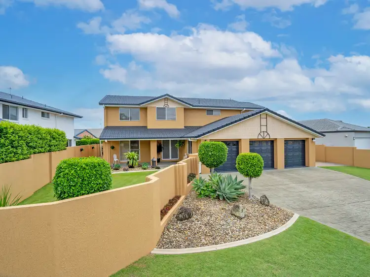 16 Cayman Drive, Clear Island Waters QLD 4226