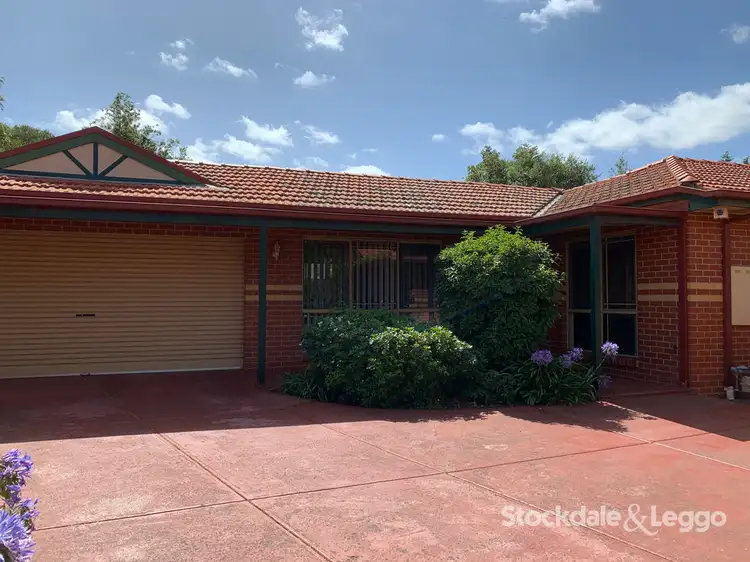 2/6 Lochmaben Crt, Greenvale VIC 3059
