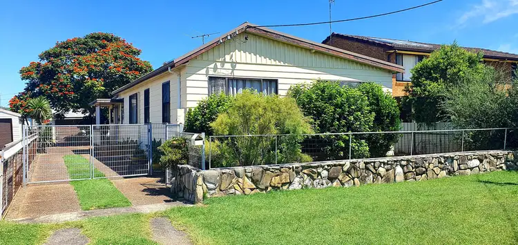 58 Lake Road, Swansea NSW 2281
