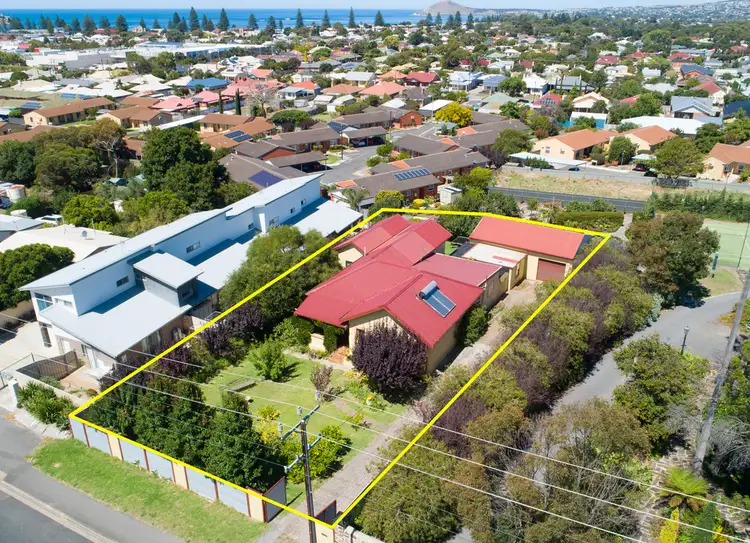 49 Seaview Road, Victor Harbor SA 5211