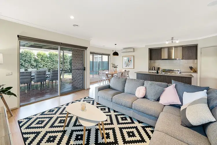 Sixth view of Homely house listing, 4 Stonebank Grove, Cranbourne East VIC 3977