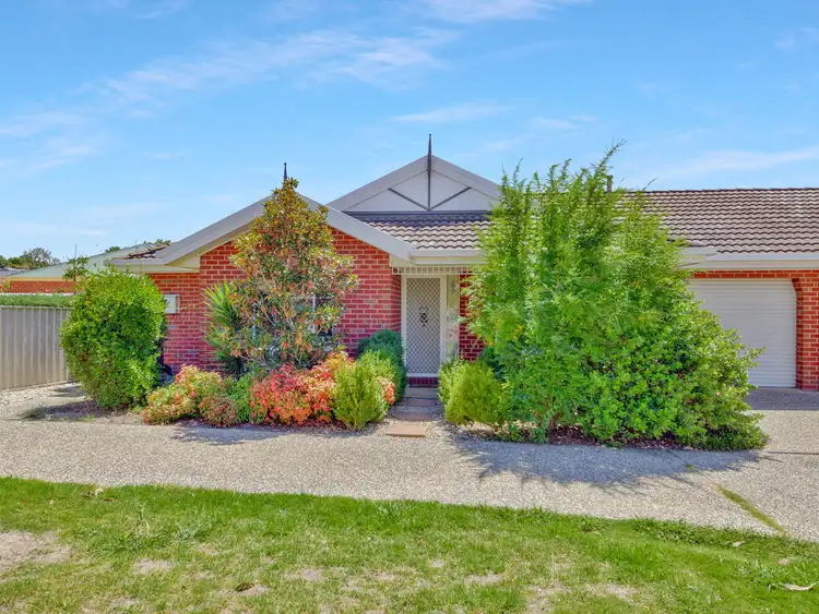 Main view of Homely house listing, 1/8 Raven Court, Wodonga VIC 3690
