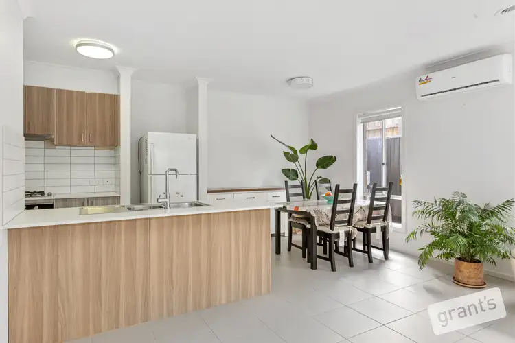 Fourth view of Homely townhouse listing, 4 Allusive Walk, Narre Warren VIC 3805