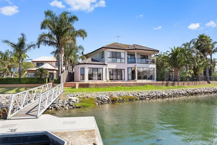 16 Long Island Point, Patterson Lakes VIC 3197