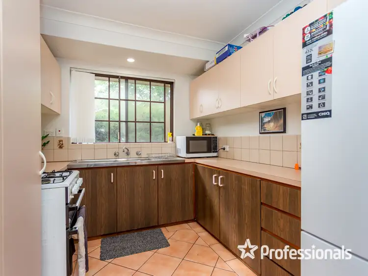 Second view of Homely house listing, 1 Harlow Court, Camillo WA 6111