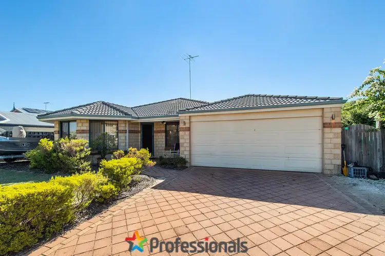 168 Peelwood Parade, Halls Head WA 6210