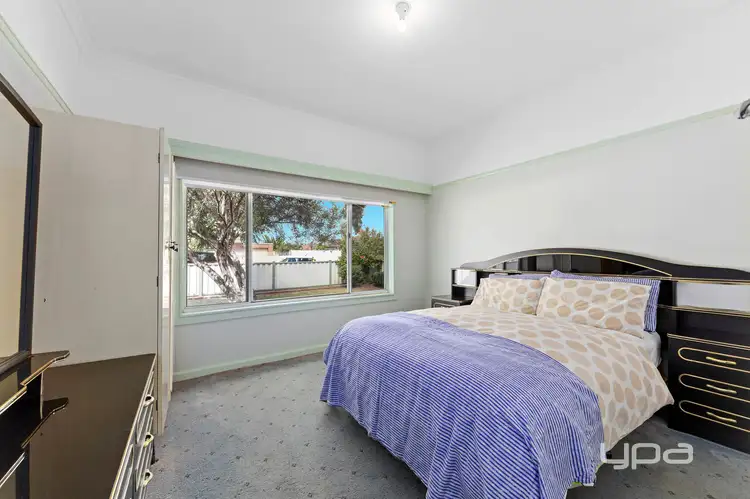 Fourth view of Homely house listing, 7 Marsden Crescent, St Albans VIC 3021