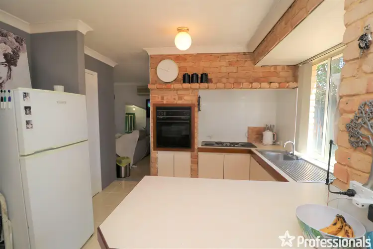 Seventh view of Homely house listing, 118a Lowanna Way, Armadale WA 6112