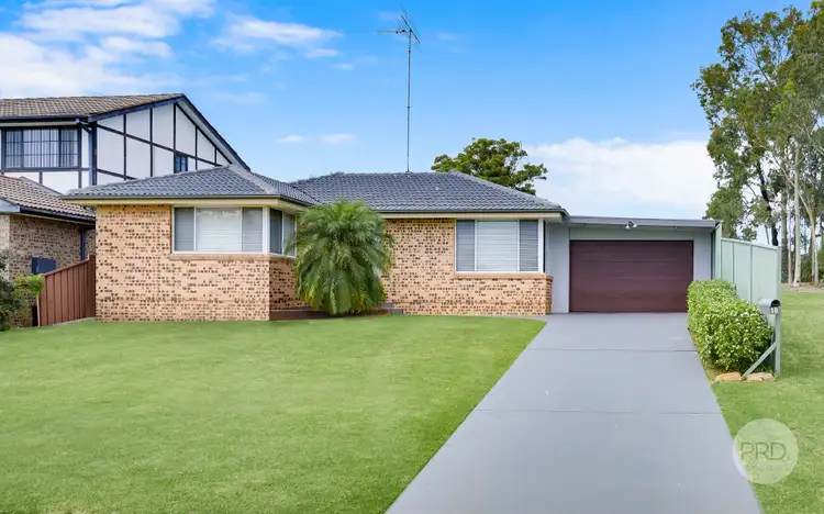 18 Blackford Crescent, South Penrith NSW 2750
