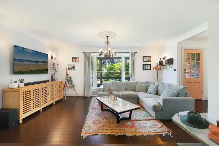 Second view of Homely house listing, 8 Mimba Close, Niagara Park NSW 2250