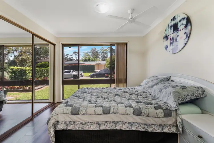 Sixth view of Homely house listing, 4 Julia Close, West Hoxton NSW 2171