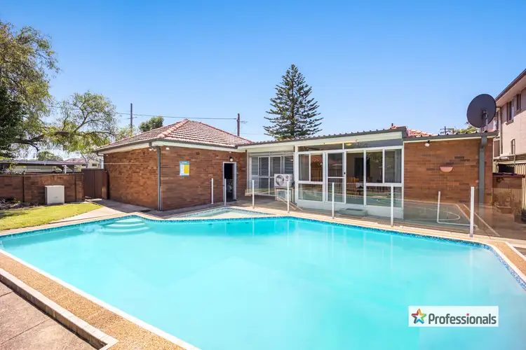 64 Illawarra Parade, Beverly Hills NSW 2209
