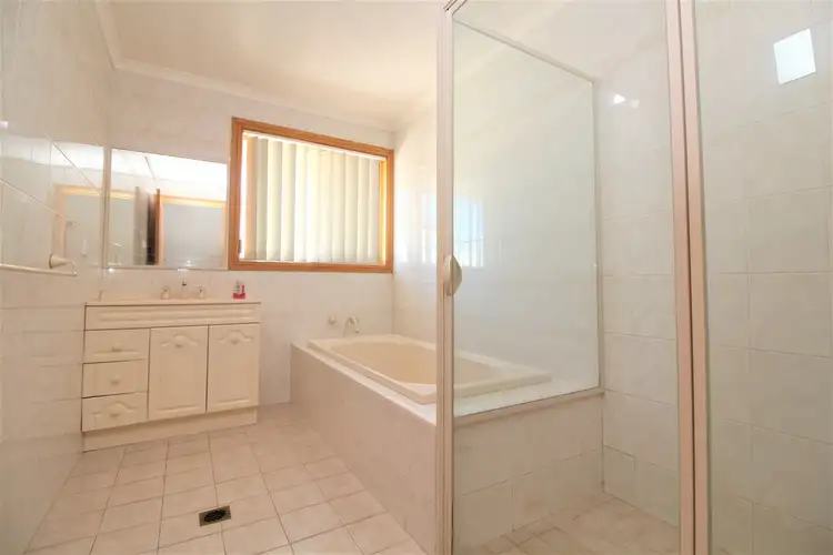 Seventh view of Homely villa listing, 3/42 Murrumbidgee Avenue, Griffith NSW 2680