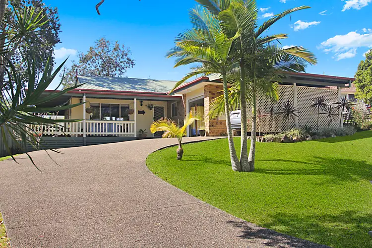 5 Deal Court, Tewantin QLD 4565